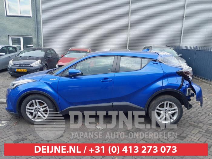 Toyota C-HR 1.8 16V Hybrid Sloopvoertuig (2021, Blauw)