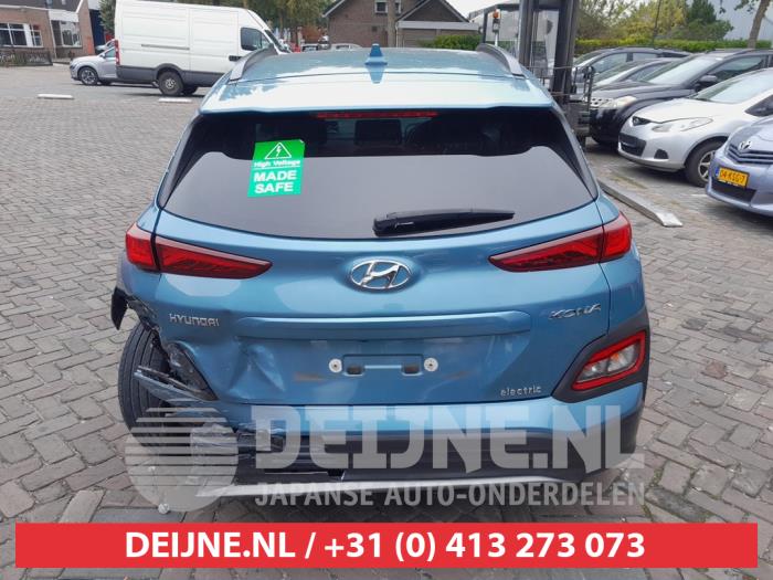 Hyundai Kona 64 kWh Sloopvoertuig (2020, Blauw)