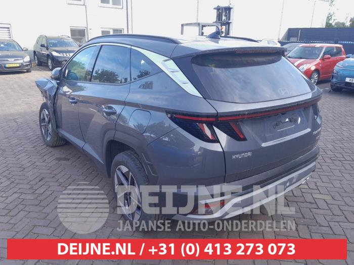 Hyundai Tucson 1.6 T-GDI PHEV Sloopvoertuig (2024, Grijs)