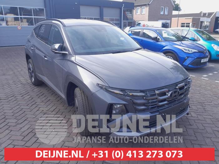Hyundai Tucson 1.6 T-GDI PHEV Sloopvoertuig (2024, Grijs)
