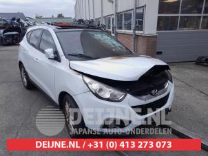 Hyundai IX35 Bumperframe voor O688978 Donorvoertuig