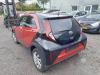 Toyota Aygo X 1.0 12V VVT-i Sloopvoertuig (2022, Zwart, Rood)