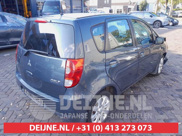 Mitsubishi Colt 1.3 16V Sloopvoertuig (2009, Grijs)