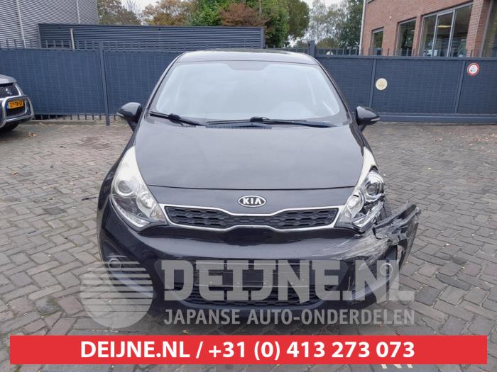 Kia Rio III 1.2 CVVT 16V Schadevoertuig (2012, Zwart)