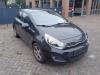 Kia Rio III 1.2 CVVT 16V Schadevoertuig (2012, Zwart)