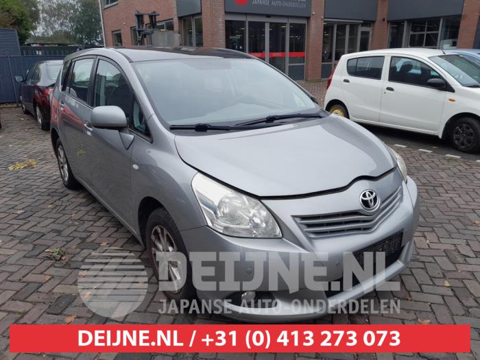 Toyota Verso 1.8 16V VVT-i Sloopvoertuig (2011, Grijs)