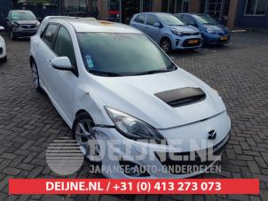 Mazda 3 Dynamo O692359 Donorvoertuig