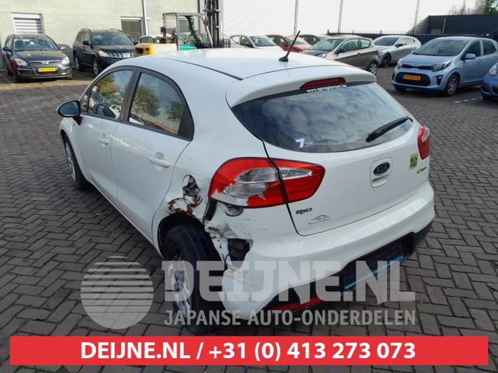 Kia Rio III 1.2 CVVT 16V Sloopvoertuig (2012, Wit)