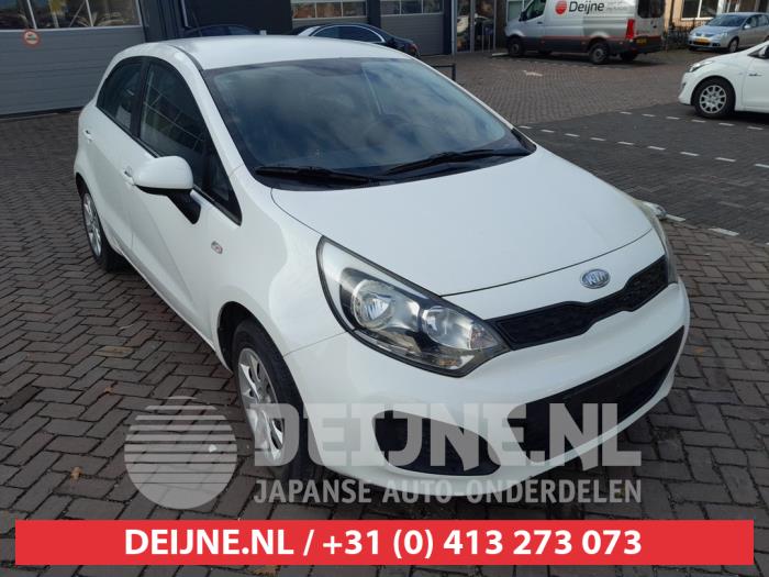 Kia Rio III 1.2 CVVT 16V Sloopvoertuig (2012, Wit)