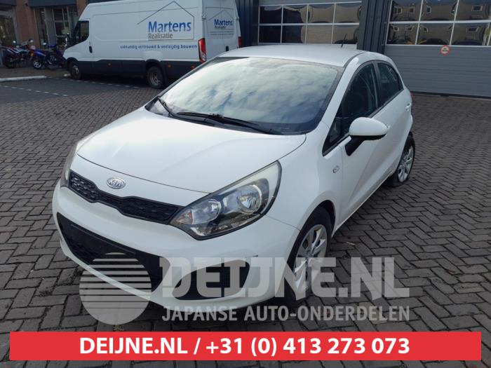 Kia Rio III 1.2 CVVT 16V Sloopvoertuig (2012, Wit)