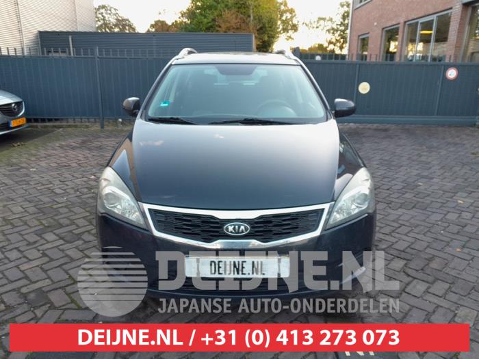 Kia Cee'd Sporty Wagon 1.4 16V Sloopvoertuig (2010, Zwart)