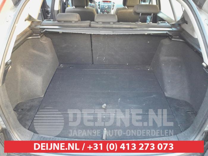 Kia Cee'd Sporty Wagon 1.4 16V Sloopvoertuig (2010, Zwart)