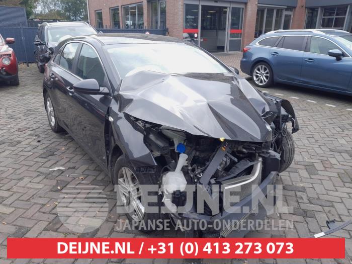 Kia Ceed Stuurkolomas O715071 Donorvoertuig