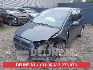 Mitsubishi Colt 04-