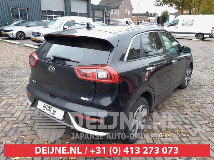 Kia Niro I 1.6 GDI Hybrid Sloopvoertuig (2017, Zwart)