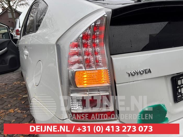 Toyota Prius 1.8 16V Sloopvoertuig (2009, Wit)