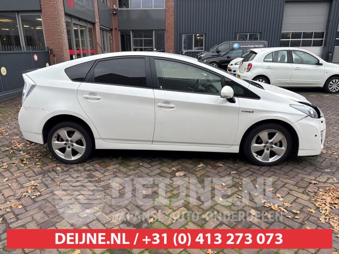 Toyota Prius 1.8 16V Sloopvoertuig (2009, Wit)