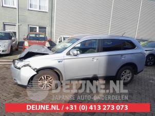 Mitsubishi Outlander 12-