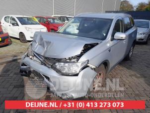 Mitsubishi Outlander 12-