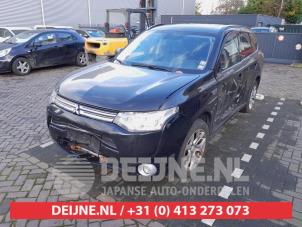 Mitsubishi Outlander 12-