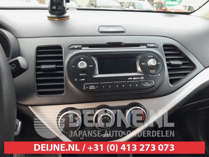 Kia Picanto 1.2 16V Sloopvoertuig (2013, Wit)