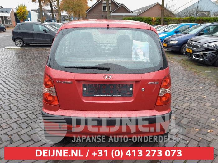 Hyundai Atos 1.1 12V Sloopvoertuig (2005, Rood)