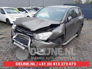 Toyota Rav-4 06-