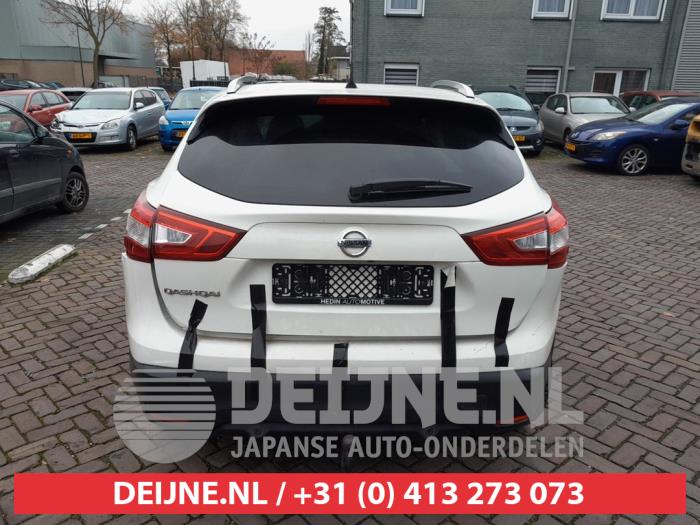 Nissan Qashqai 1.2 DIG-T 16V Sloopvoertuig (2015, Wit)
