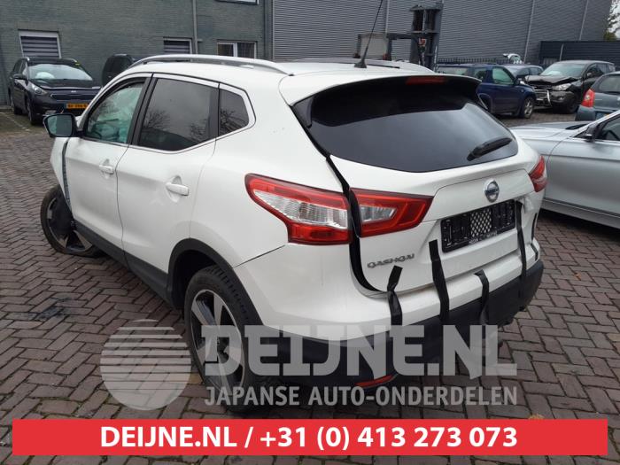 Nissan Qashqai 1.2 DIG-T 16V Sloopvoertuig (2015, Wit)