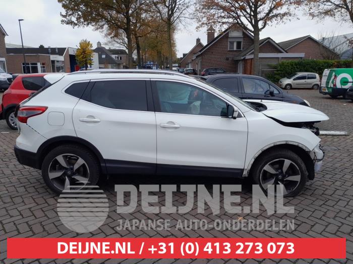 Nissan Qashqai 1.2 DIG-T 16V Sloopvoertuig (2015, Wit)