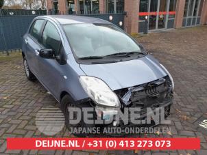 Toyota Yaris Kontaktslot+Sleutel O703301 Donorvoertuig