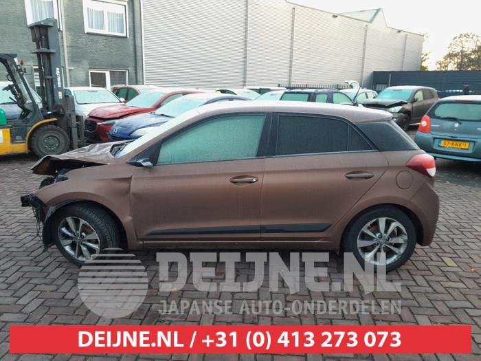 Hyundai i20 1.2i 16V Sloopvoertuig (2016, Bruin)