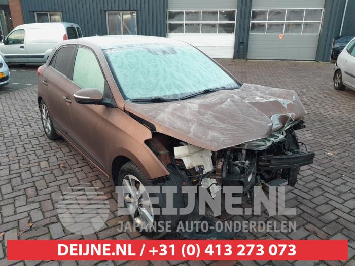 Hyundai i20 1.2i 16V Sloopvoertuig (2016, Bruin)