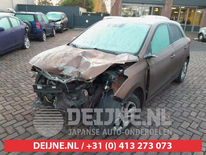 Hyundai i20 1.2i 16V Sloopvoertuig (2016, Bruin)