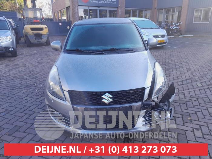 Suzuki Swift 1.6 Sport VVT 16V Schadevoertuig (2012, Grijs)