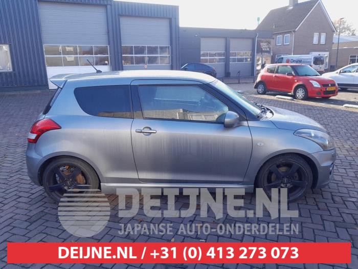 Suzuki Swift 1.6 Sport VVT 16V Schadevoertuig (2012, Grijs)