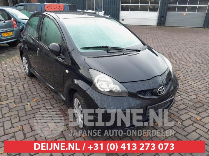 Toyota Aygo Außenspiegel rechts O700710 Spenderfahrzeug
