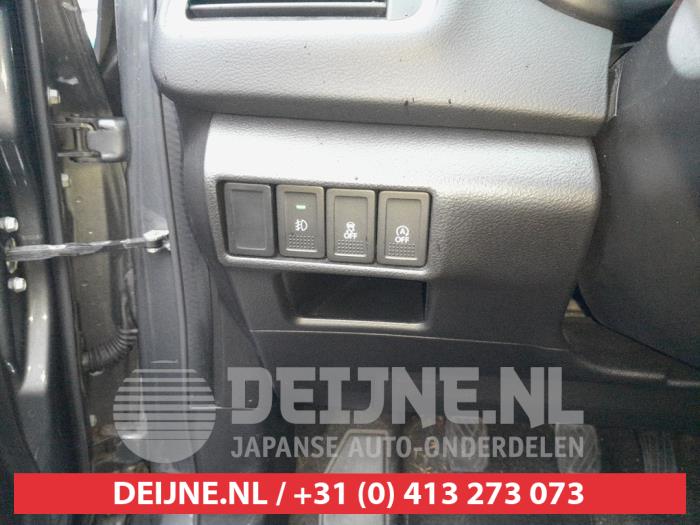 Suzuki SX4 S-Cross 1.0 Booster Jet Turbo 12V Sloopvoertuig (2018, Grijs)