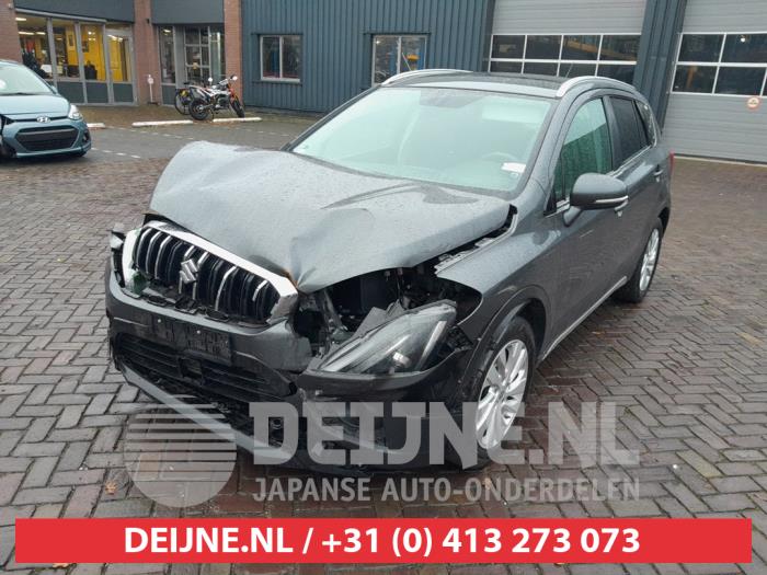 Suzuki SX4 S-Cross 1.0 Booster Jet Turbo 12V Sloopvoertuig (2018, Grijs)