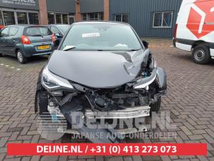 Toyota C-HR 16-