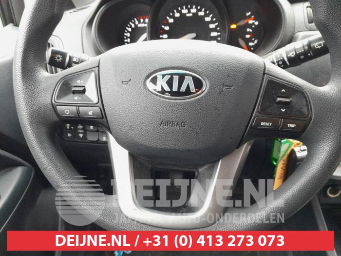Kia Rio III 1.2 CVVT 16V Sloopvoertuig (2014, Zwart)