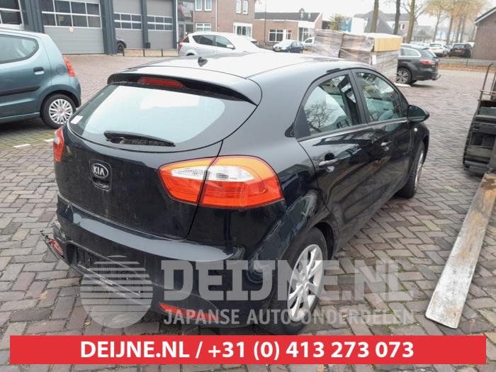 Kia Rio III 1.2 CVVT 16V Sloopvoertuig (2014, Zwart)