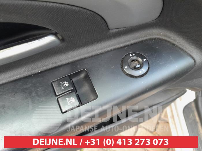 Kia Cee'd Sporty Wagon 1.4 16V Sloopvoertuig (2009, Grijs)