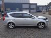 Kia Cee'd Sporty Wagon 1.4 16V Sloopvoertuig (2009, Grijs)