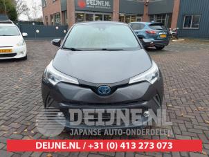 Toyota C-HR 16-