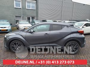 Toyota C-HR 16-