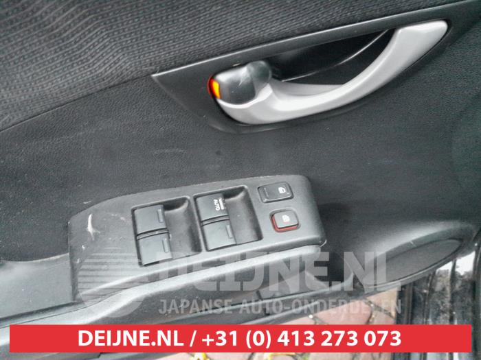 Honda Jazz 1.4 VTEC 16V Sloopvoertuig (2010, Zwart)