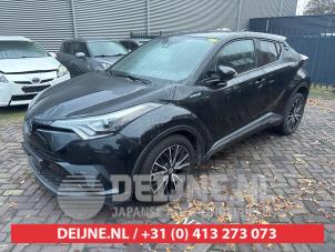 Toyota C-HR 16-