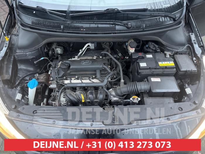 Hyundai i20 1.2i 16V Sloopvoertuig (2015, Zwart)