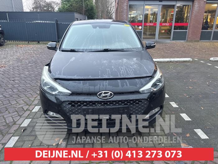 Hyundai i20 1.2i 16V Sloopvoertuig (2015, Zwart)